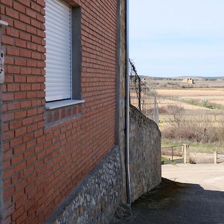 Lar Do Vento Apartment Calzadilla de Tera ภายนอก รูปภาพ