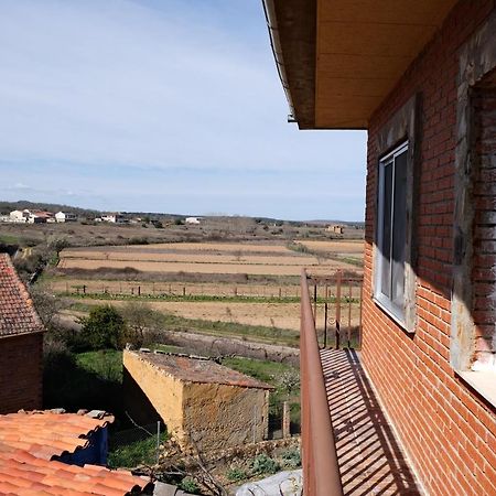 Lar Do Vento Apartment Calzadilla de Tera ภายนอก รูปภาพ